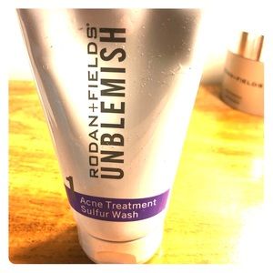 Unblemish Acne Treatment Sulfur Wash